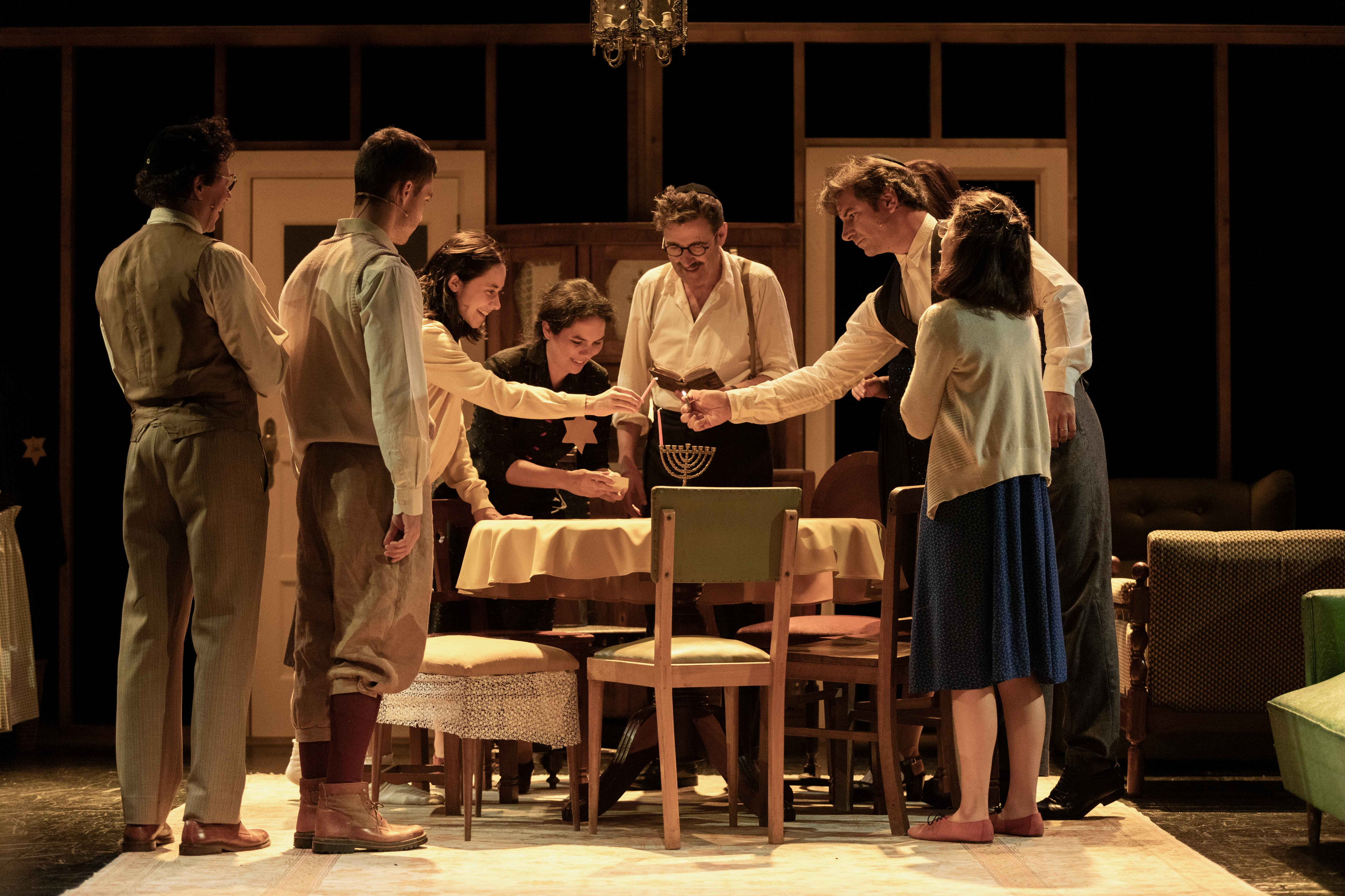 Aproveite o tempo livre para ir ao teatro. 3 peças que não pode perder