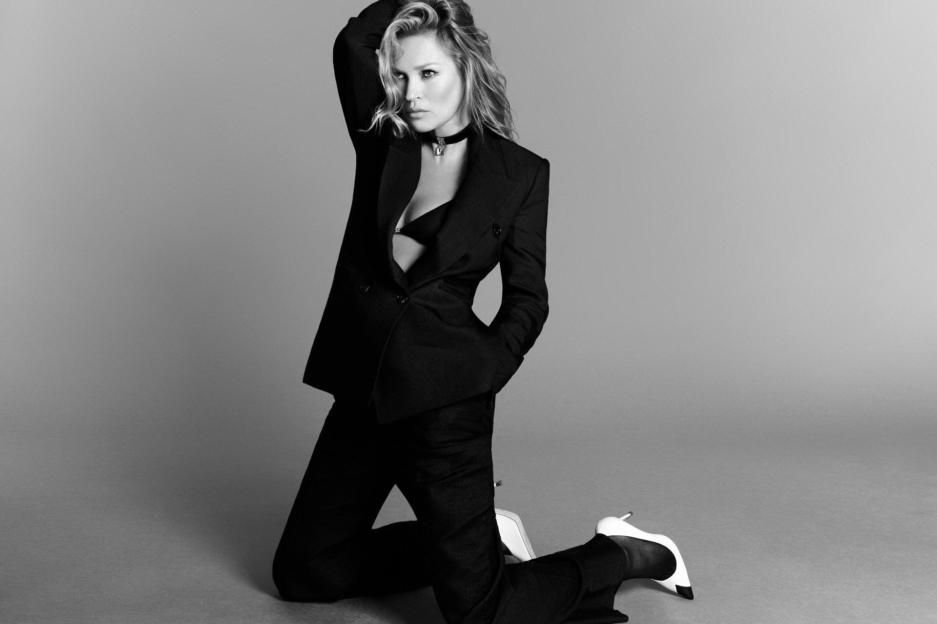 Aos 51 anos, Kate Moss arrasa em campanha da marca favorita de Cristina Ferreira. Espreite as fotos poderosas