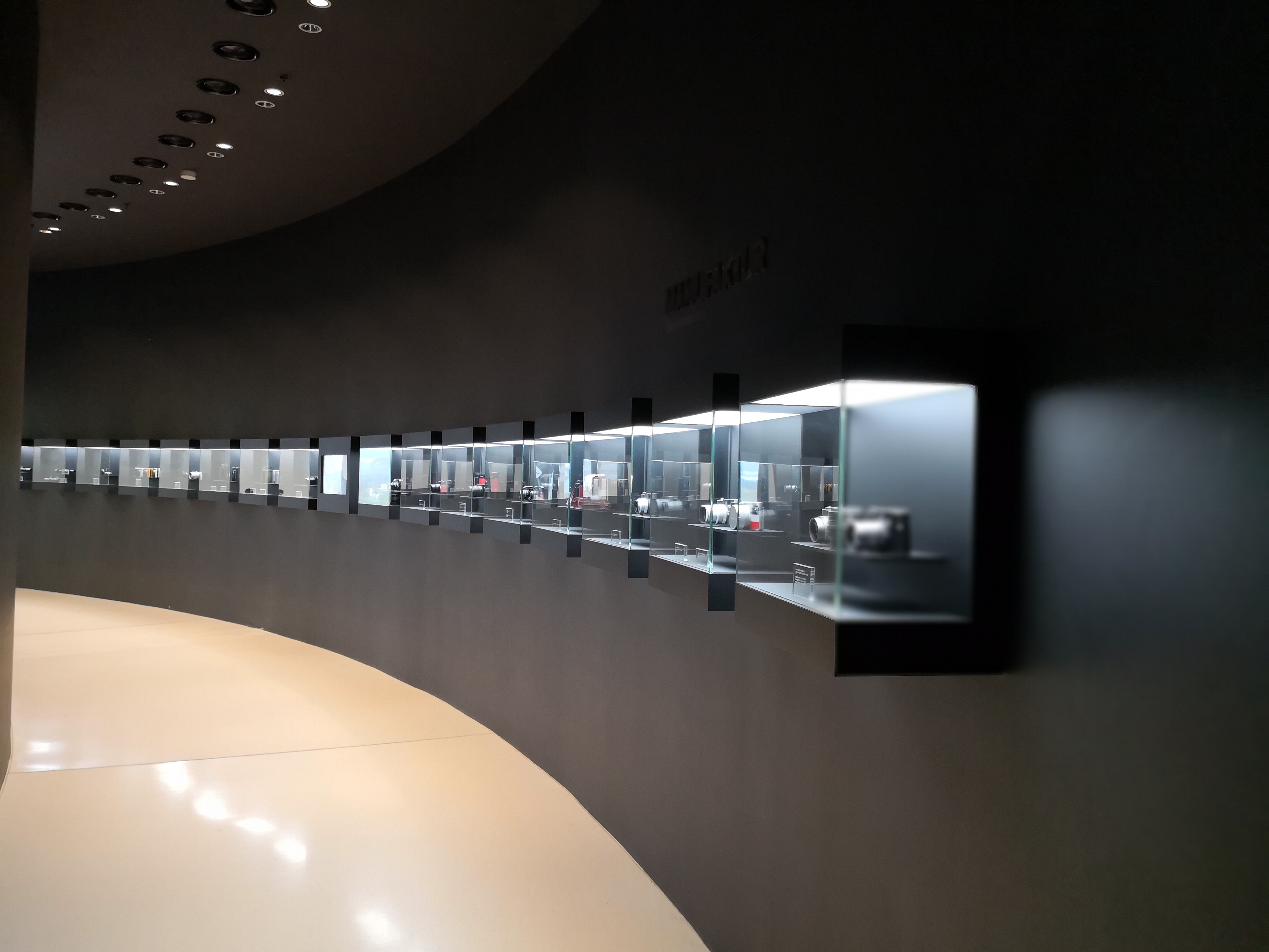 Este novo romance sobre uma estudante longe de casa é perfeito para os dias frios que estão a chegar