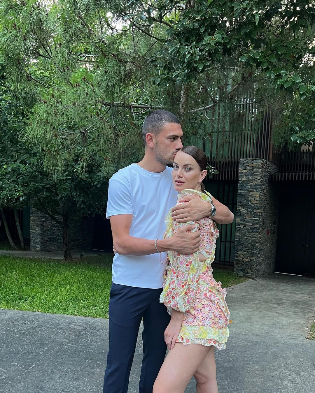 Polémico e casado com uma modelo. Saiba quem é Merih Demiral, o turco que despachou a Áustria do Euro