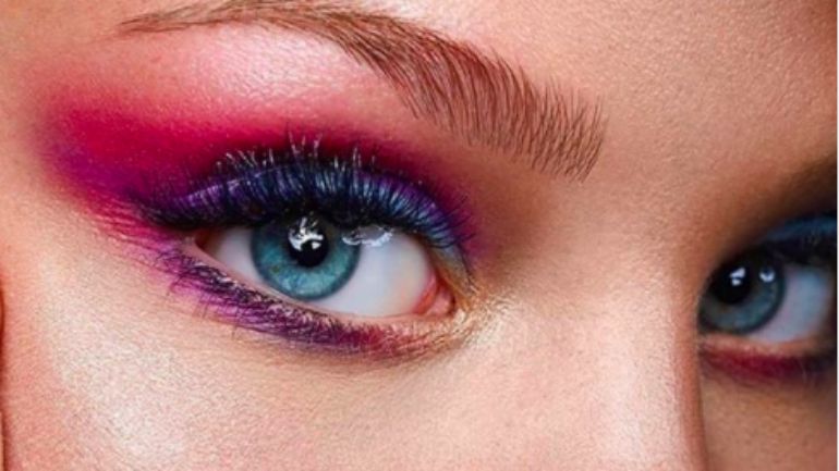 7 eyeliners coloridos para ousar na maquilhagem (e nos festivais até ao final do verão)