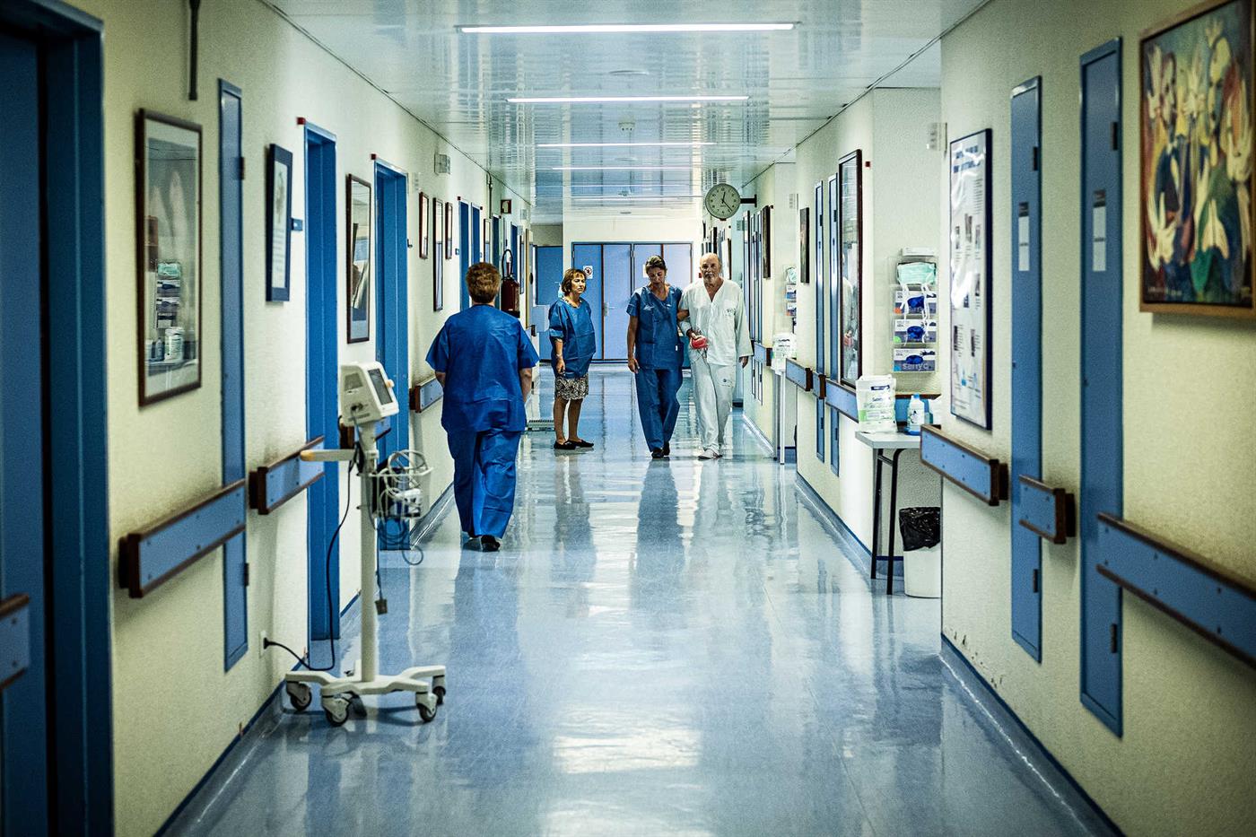 COVID-19. Há mais 16 mortes e 2.535 novos casos de infeção em Portugal