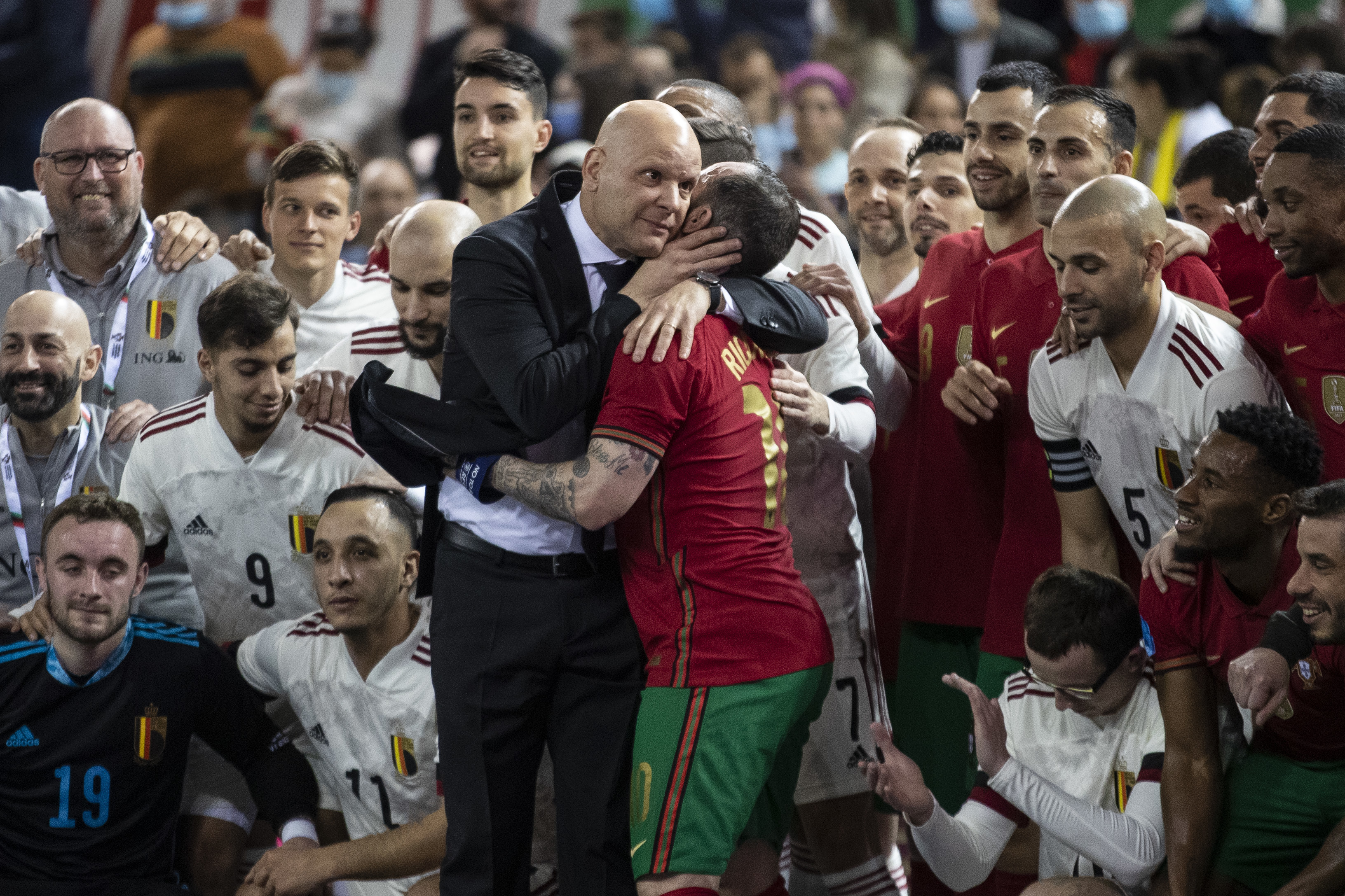 Ricardinho despede-se dos Mundiais com prémio de melhor jogador, Futsal