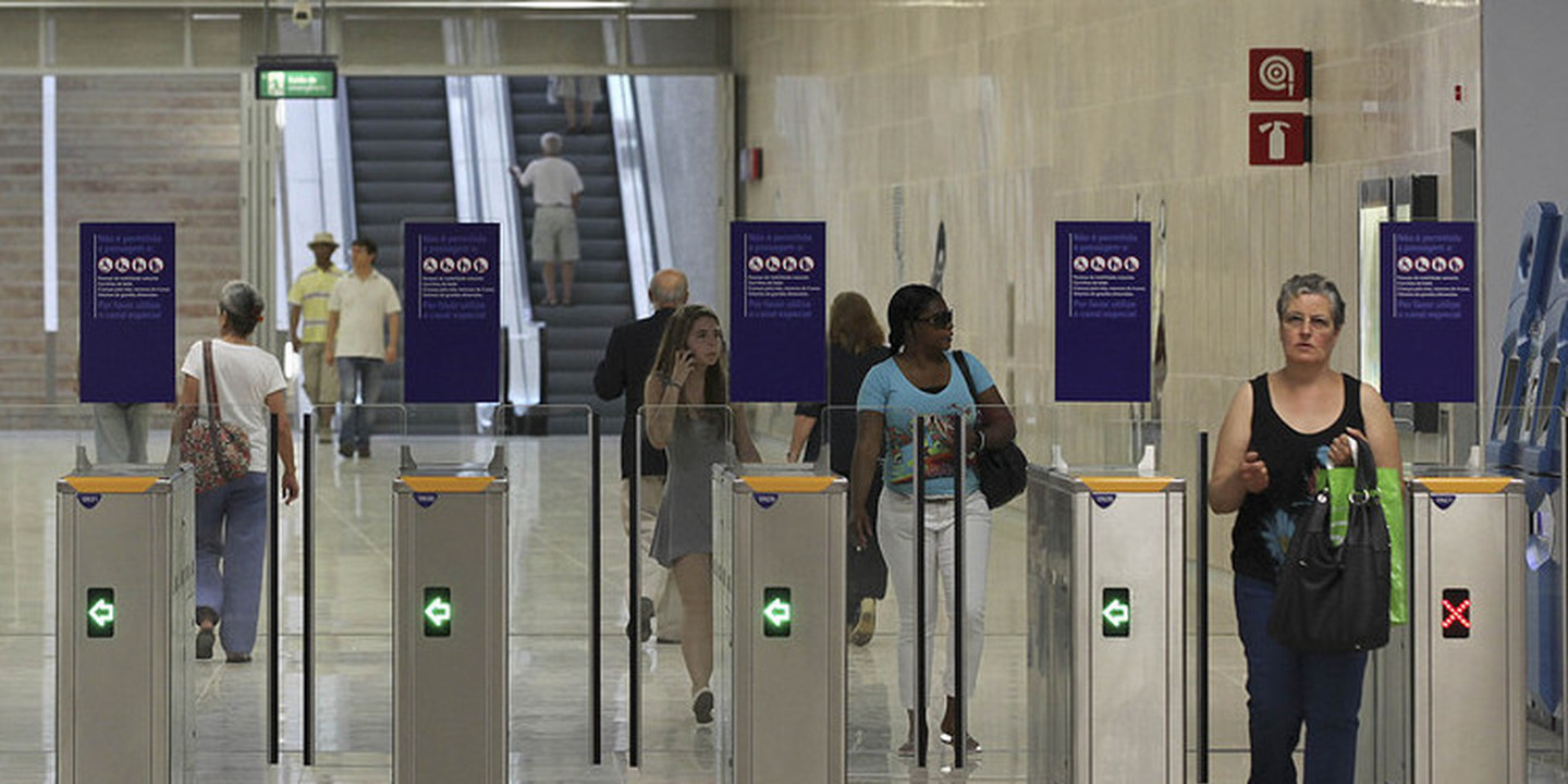 Metro de Lisboa encerra mais cedo na noite de Natal