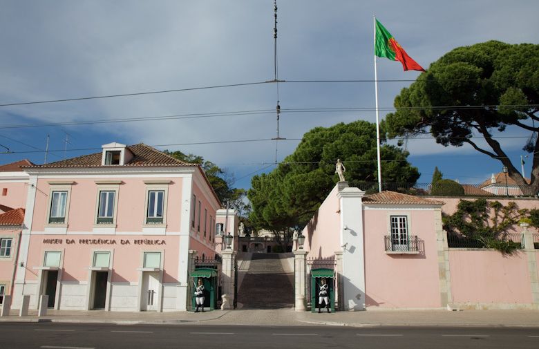 Da pornografia em grupo, à primeira experiência de AJ com as drogas. 7 curiosidades sobre os Backstreet Boys