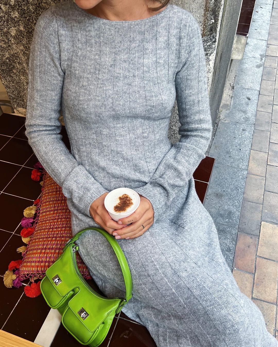 Esta carteira da Mango está a fazer furor nas redes sociais e pode ser sua por 17,99€. Veja as fotos