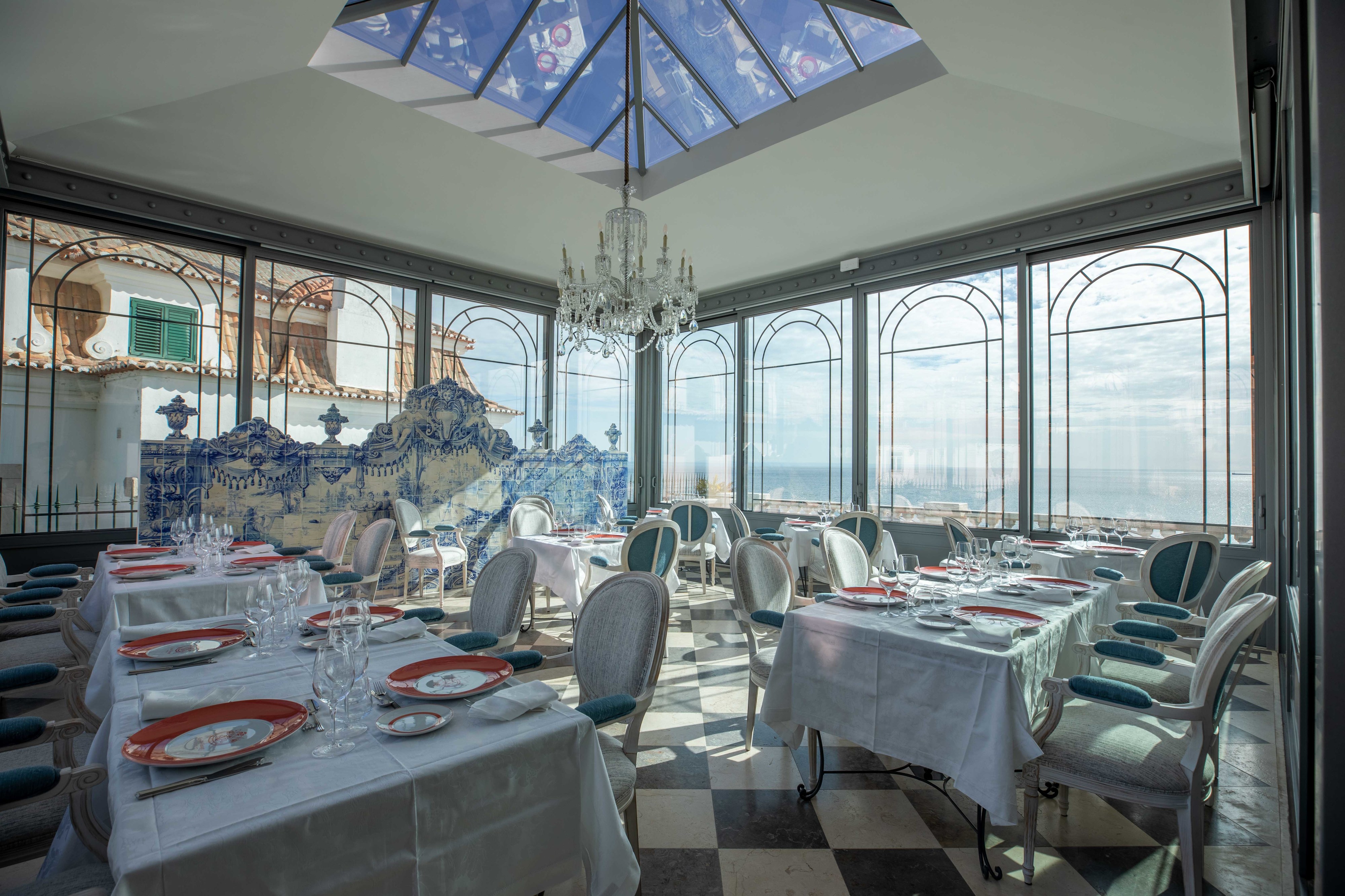 Estoril Vintage Hotel. Esta casa do século XIX é agora um boutique hotel de luxo com vista para o mar