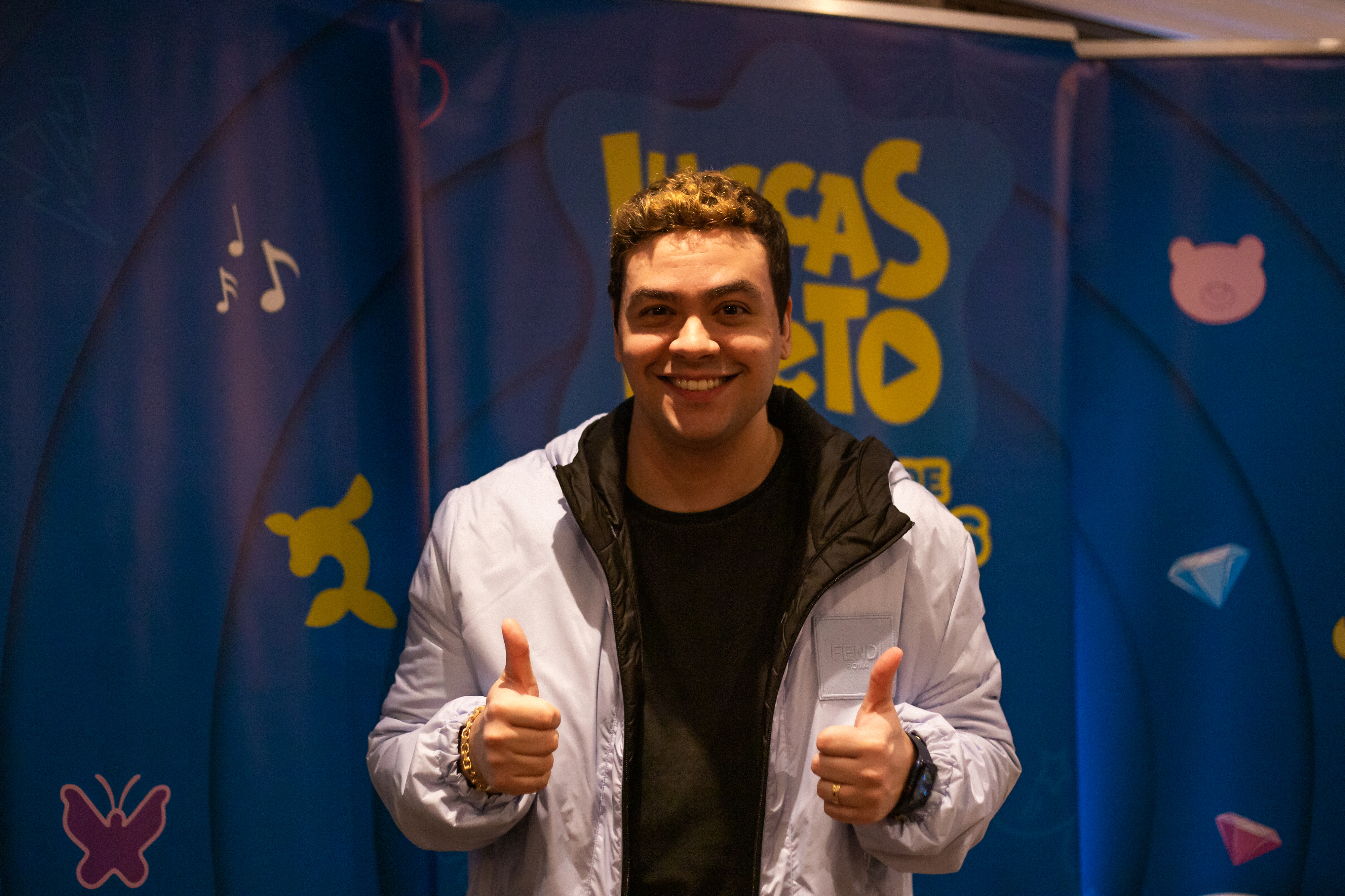 Vídeos infantis e um império milionário. Qual é o segredo do fenómeno Luccas Neto?