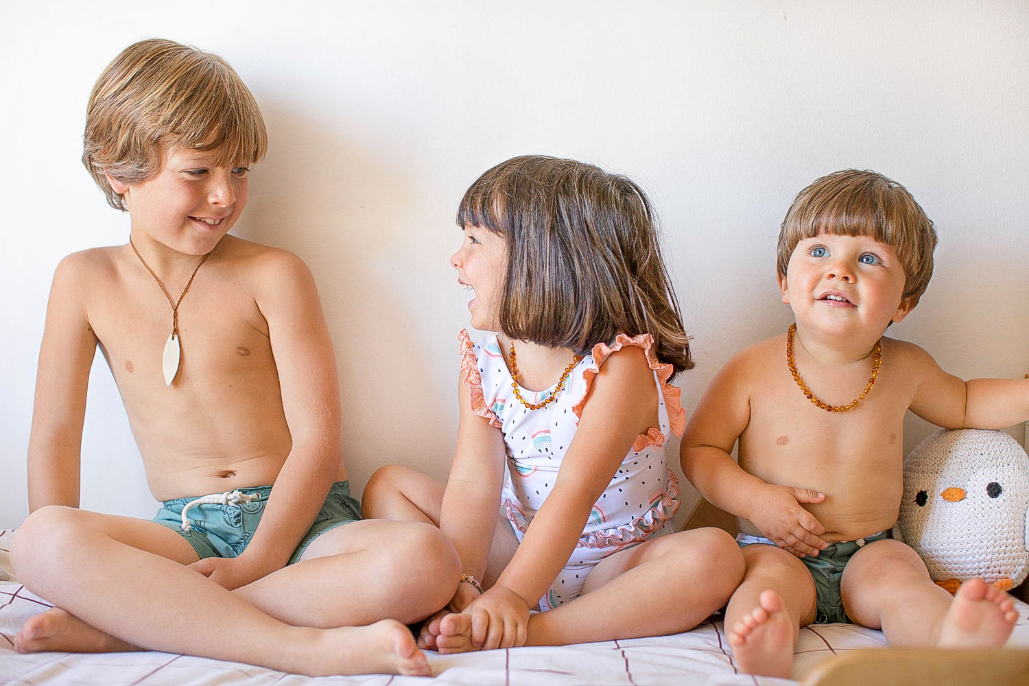 Já chegou a nova coleção da Cantê para miúdos. E ninguém aguenta estes fatos de banho amorosos