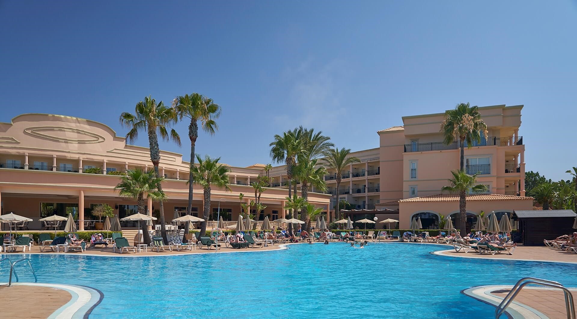 Comece já a pensar nas férias de 2025. Há um novo hotel no Algarve perfeito para famílias