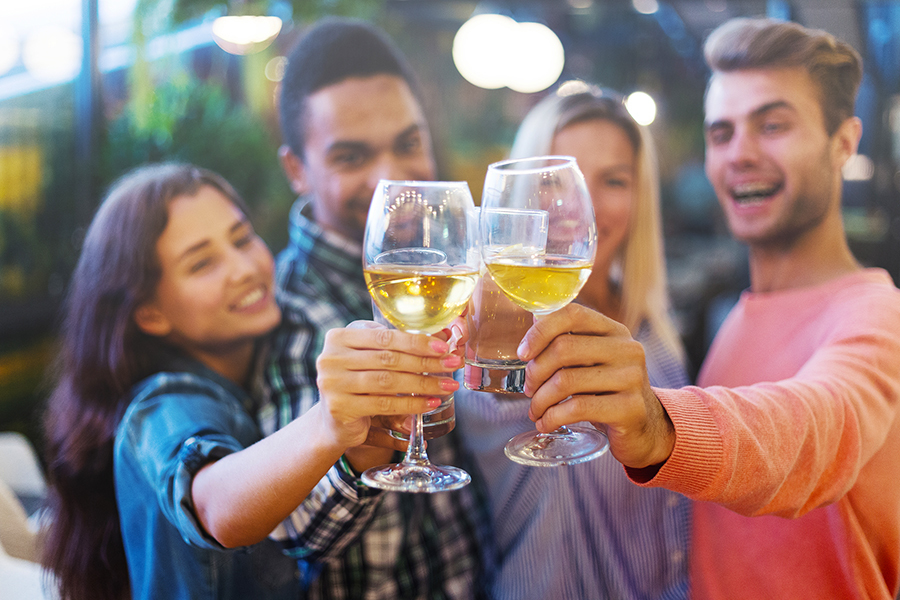 Diga “olá” ao verão numa festa com 200 vinhos, num oásis no centro de Lisboa