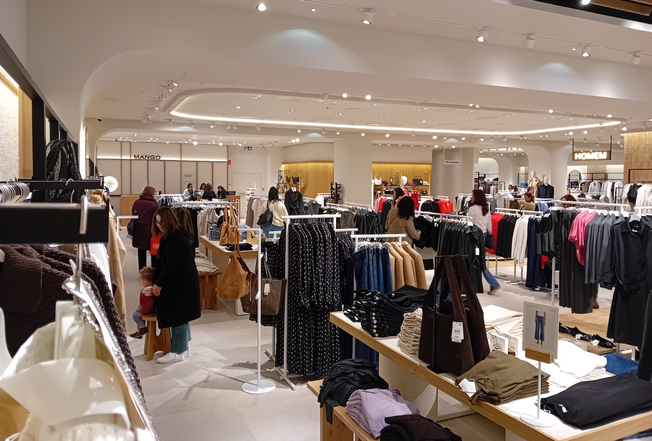 Mango reabre loja no Centro Vasco da Gama com o dobro do tamanho e mais novidades