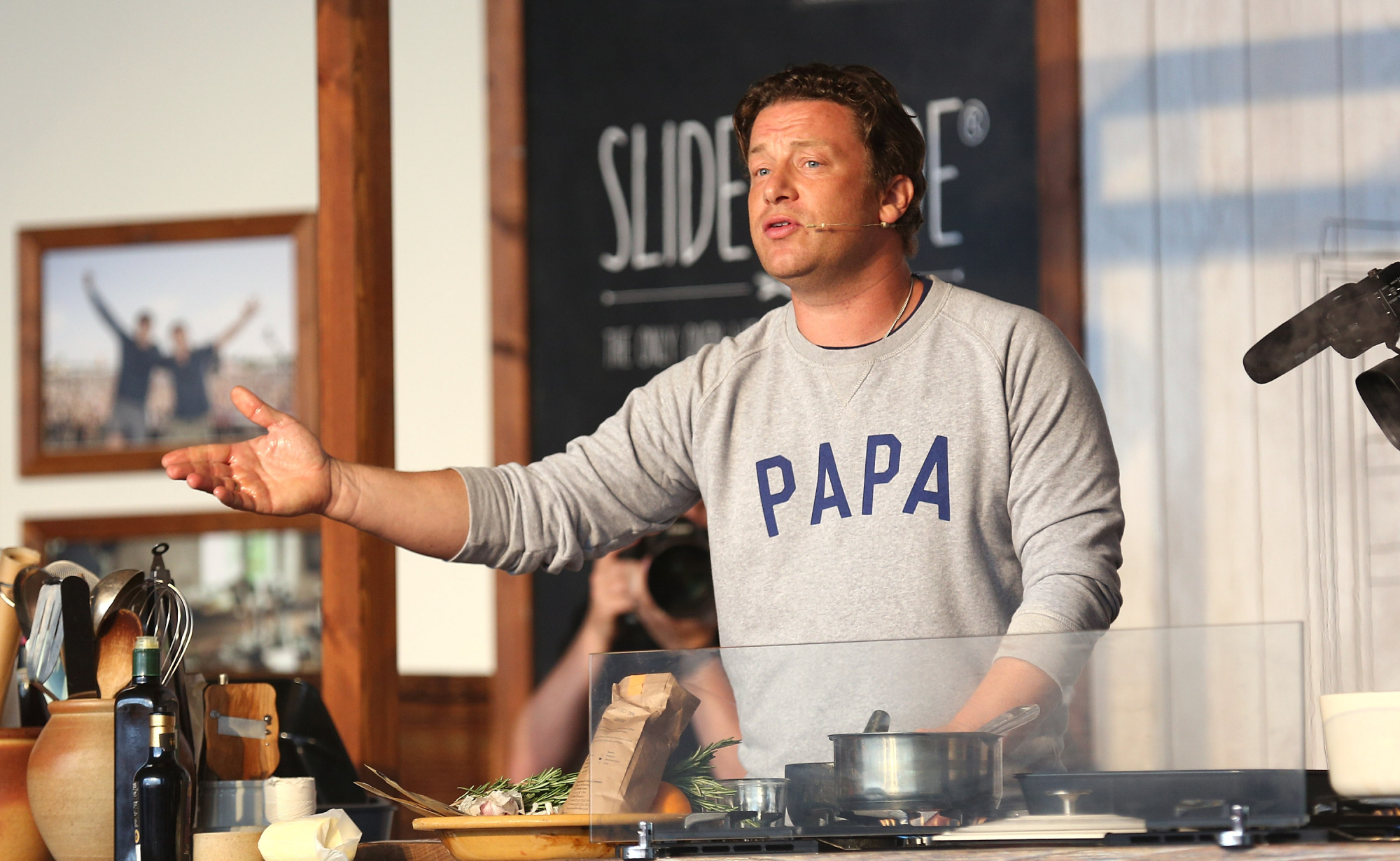 8 razões que podem explicar a queda do império de Jamie Oliver