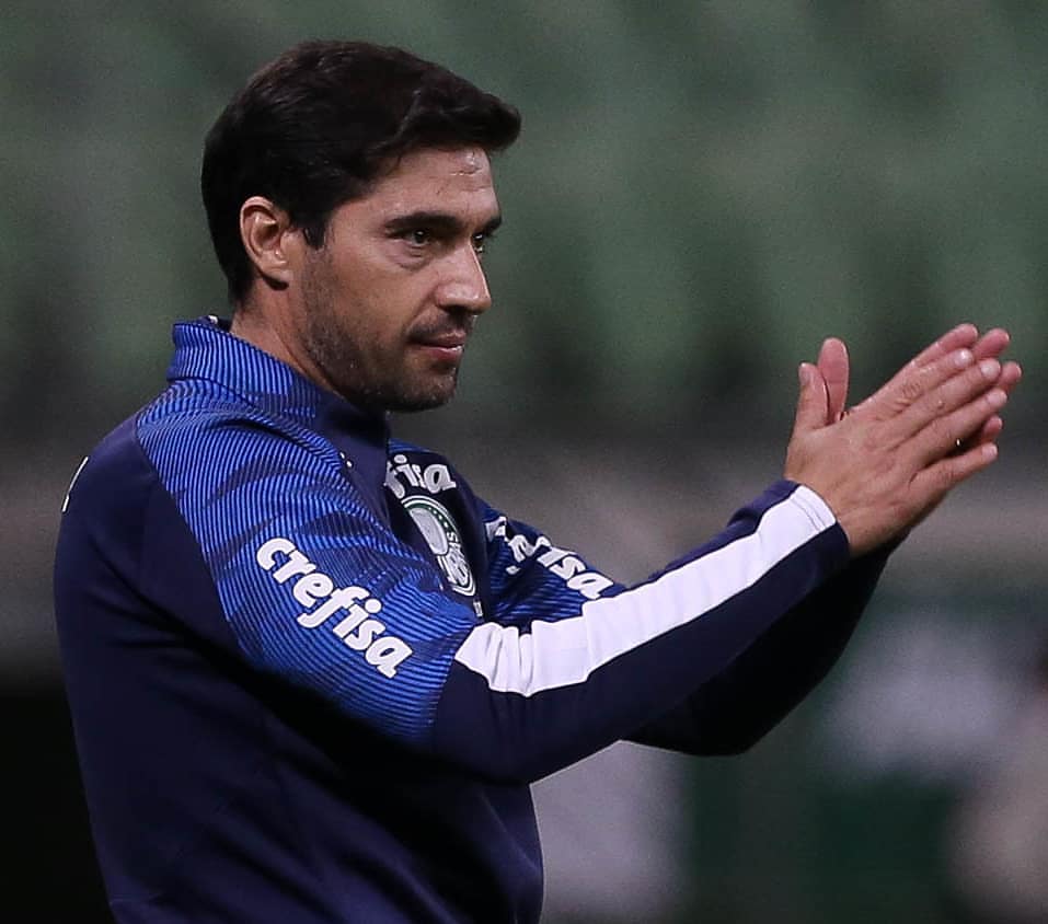 Treinador Abel Ferreira foi acusado de xenofobia e já reagiu. “Errei. Peço desculpa a todos”