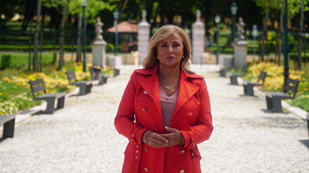 Alexandra Lencastre internada com COVID-19. Atriz de 55 anos está a ser “avaliada diariamente”