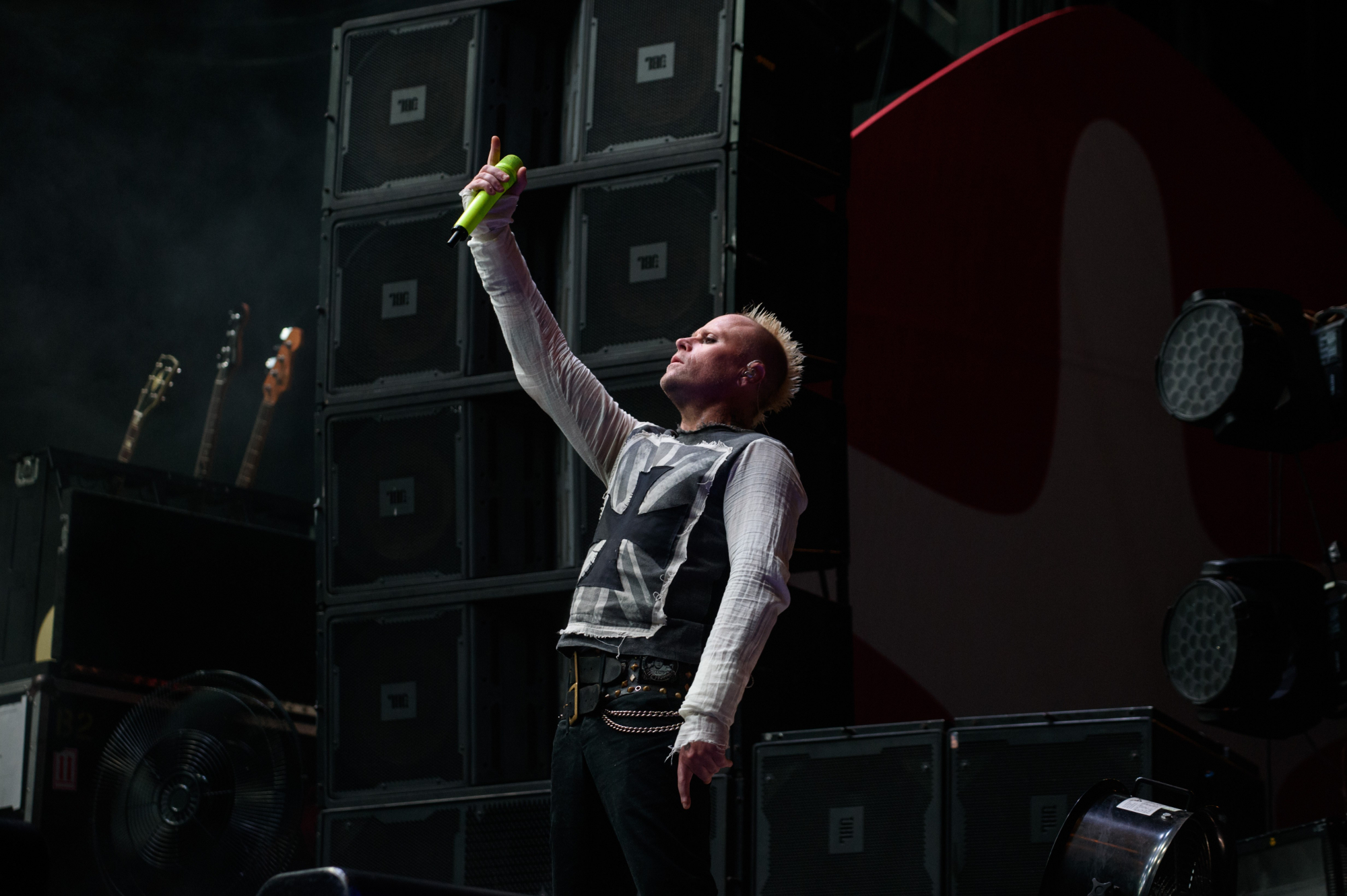 Depressão, drogas e uma infância conturbada. O que levou ao fim de Keith Flint