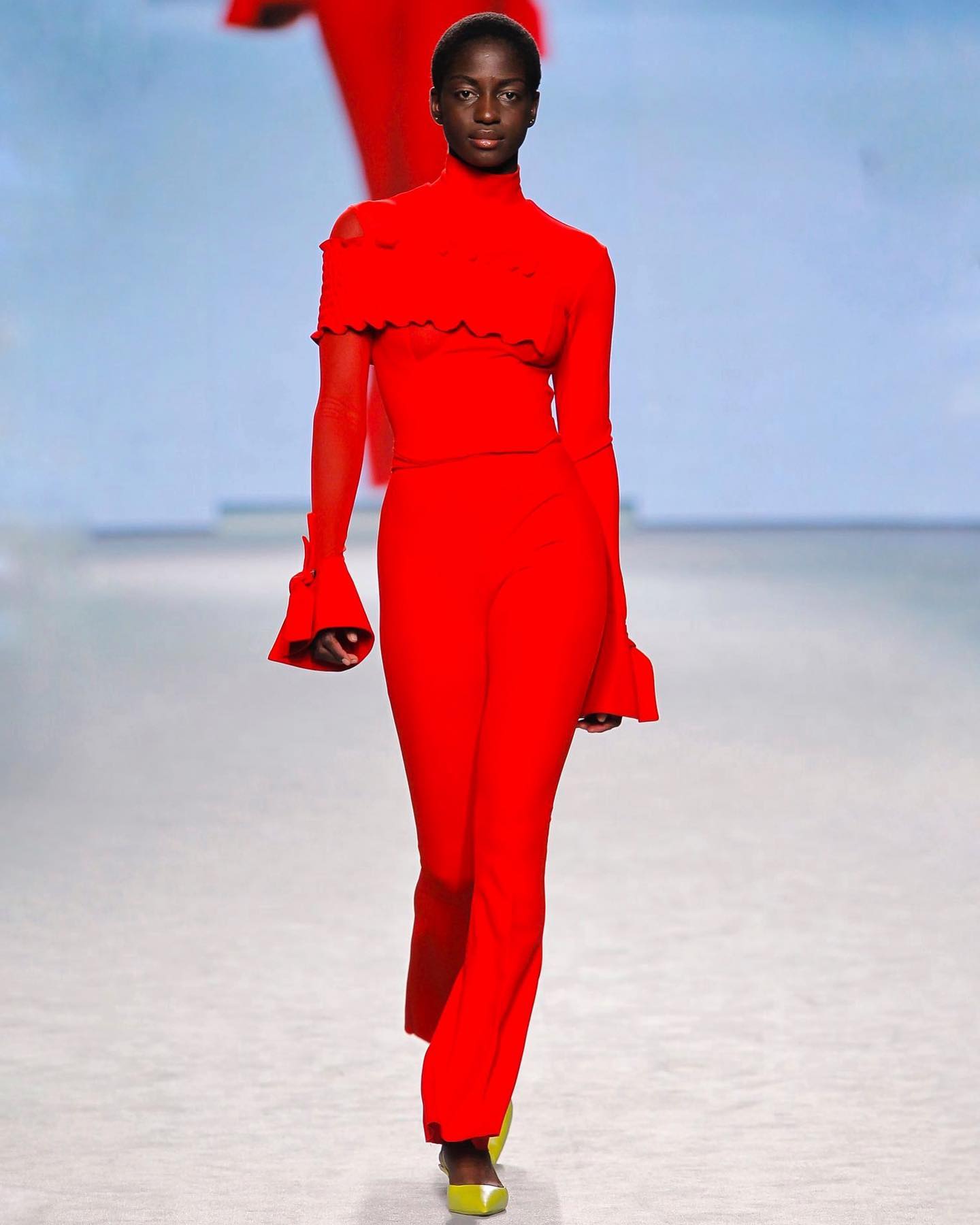 Vai a um casting e precisa de desfilar? 4 dicas de ouro para arrasar na passerelle