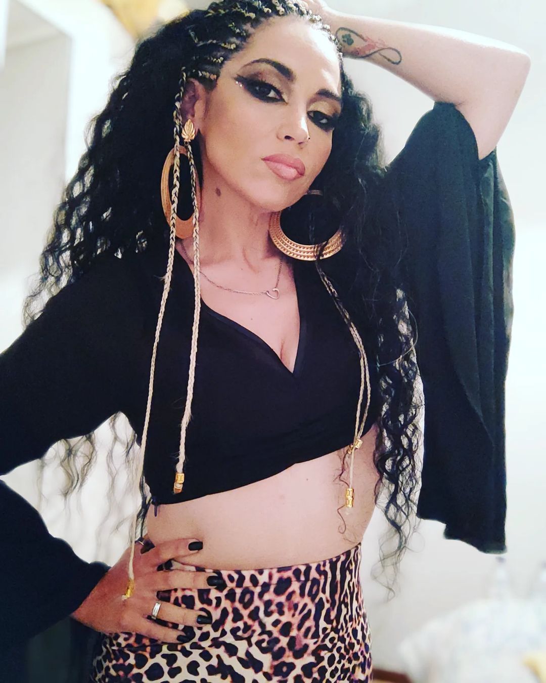 Leona Fonseca é cigana e desmistifica a sua cultura no Tiktok. “Alguém tinha de o fazer”