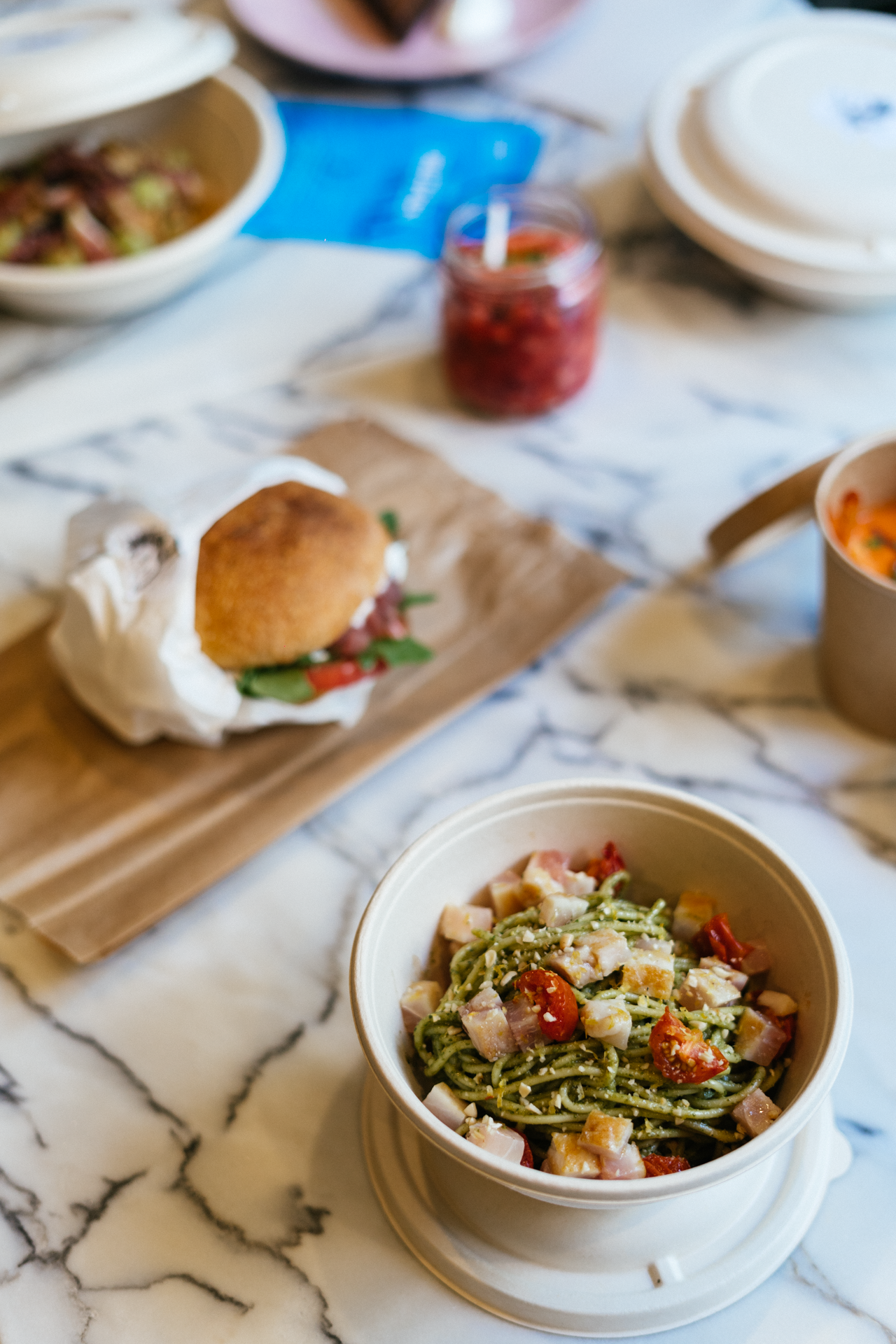 O restaurante é virtual, mas as massas e o peixe são bem reais. Experimentámos o novo Pescatore