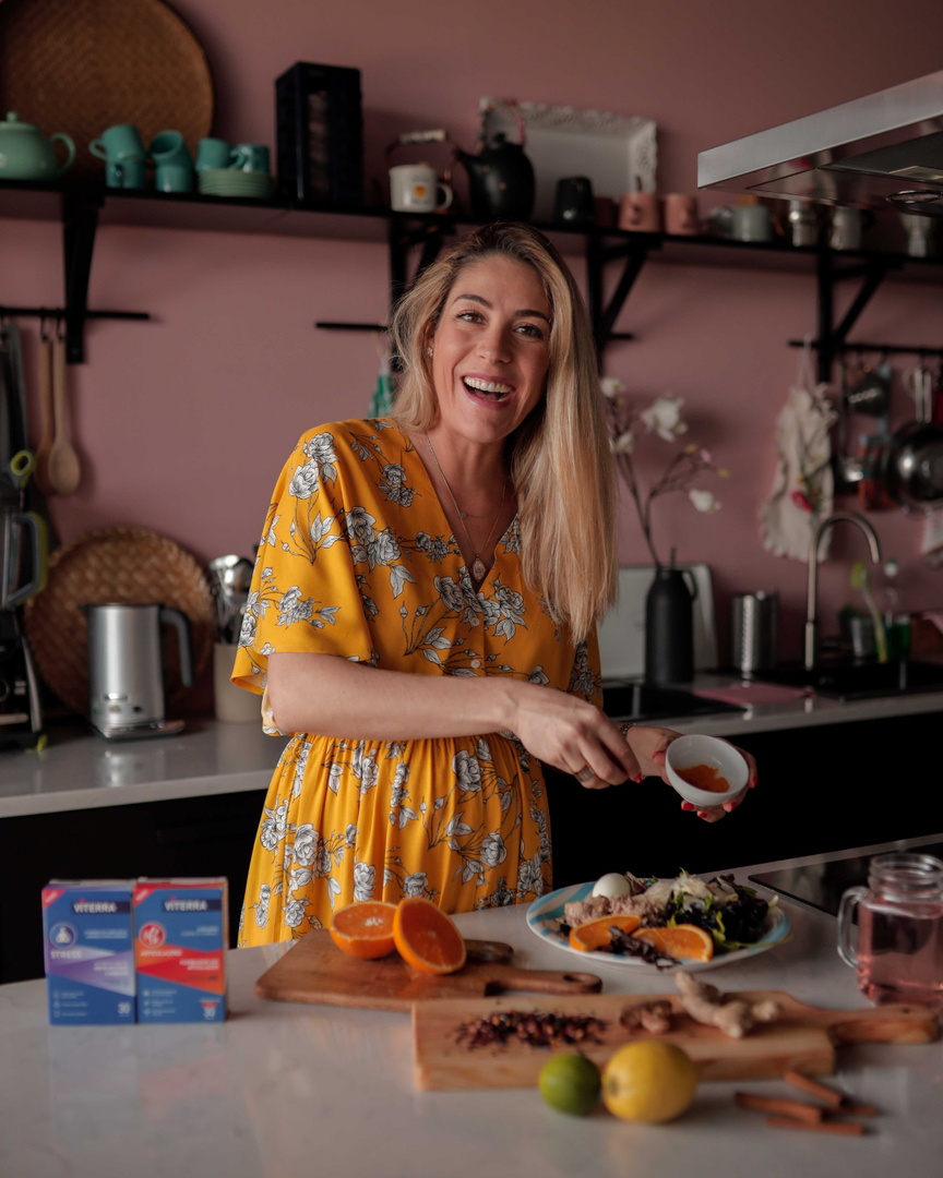 Iara Rodrigues já foi mãe. Veja a primeira foto da filha da nutricionista de Cristina Ferreira