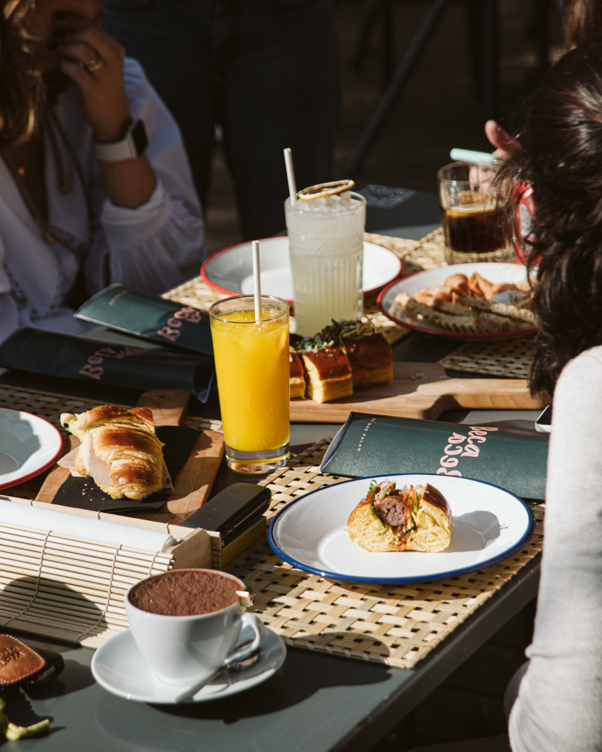 Beca Beca. Há um novo quiosque no Parque Eduardo VII e tem nachos, cachorros e cocktails