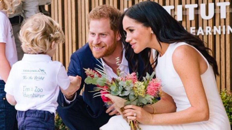 Ambulância vista perto da casa de Meghan e Harry — mas ainda não foi desta que chegou o bebé real