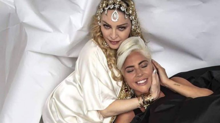 Depois de 8 anos de conflito, Lady Gaga e Madonna são fotografadas juntas nos Óscares