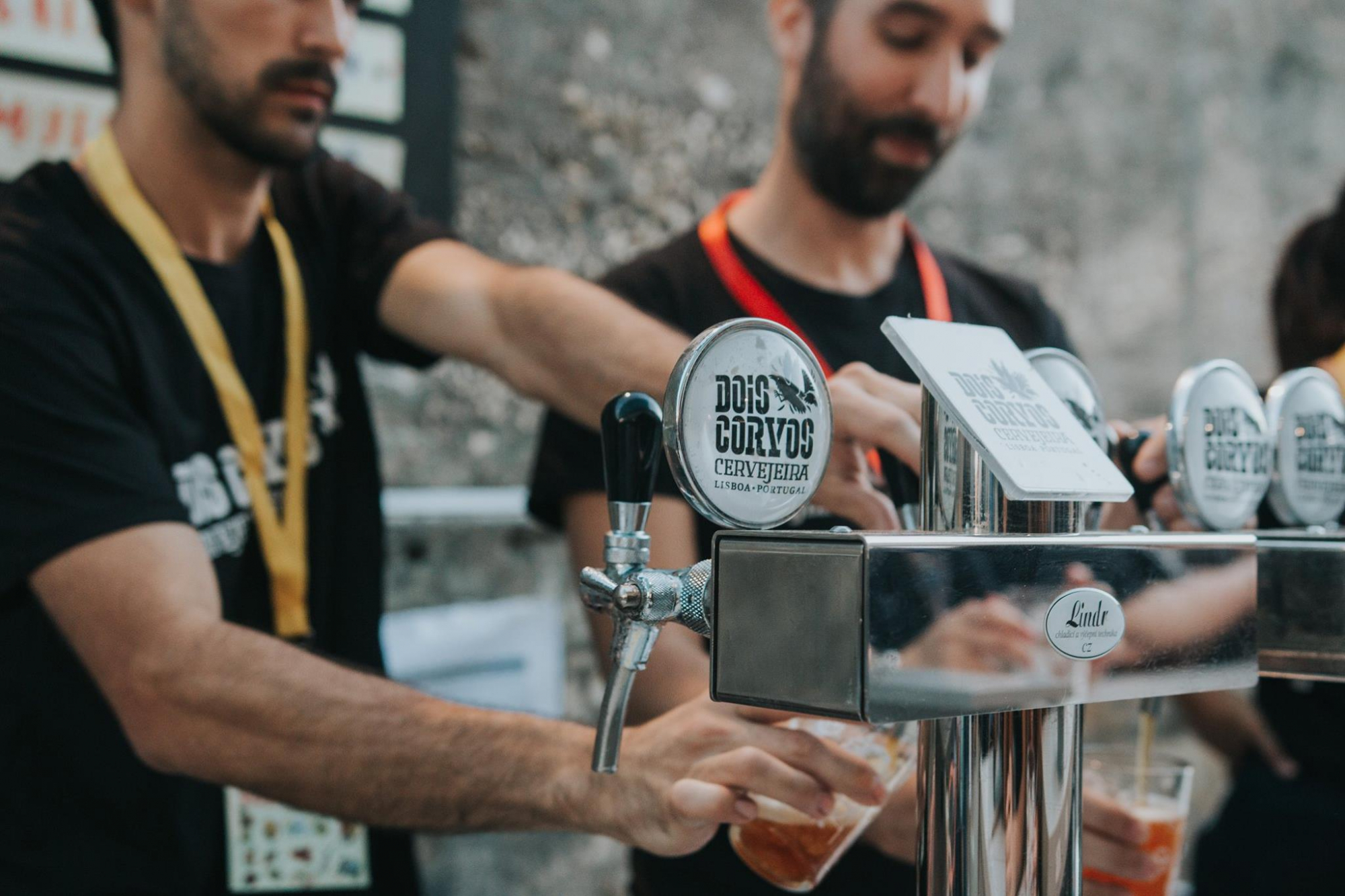 Ouro, Incenso e Birra. As janeiras cantam-se em Marvila com cerveja