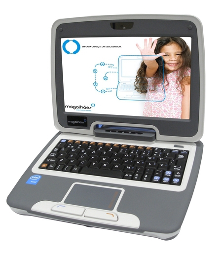 Pai é preso por homicídio depois de deixar gémeos no carro com 42ºC