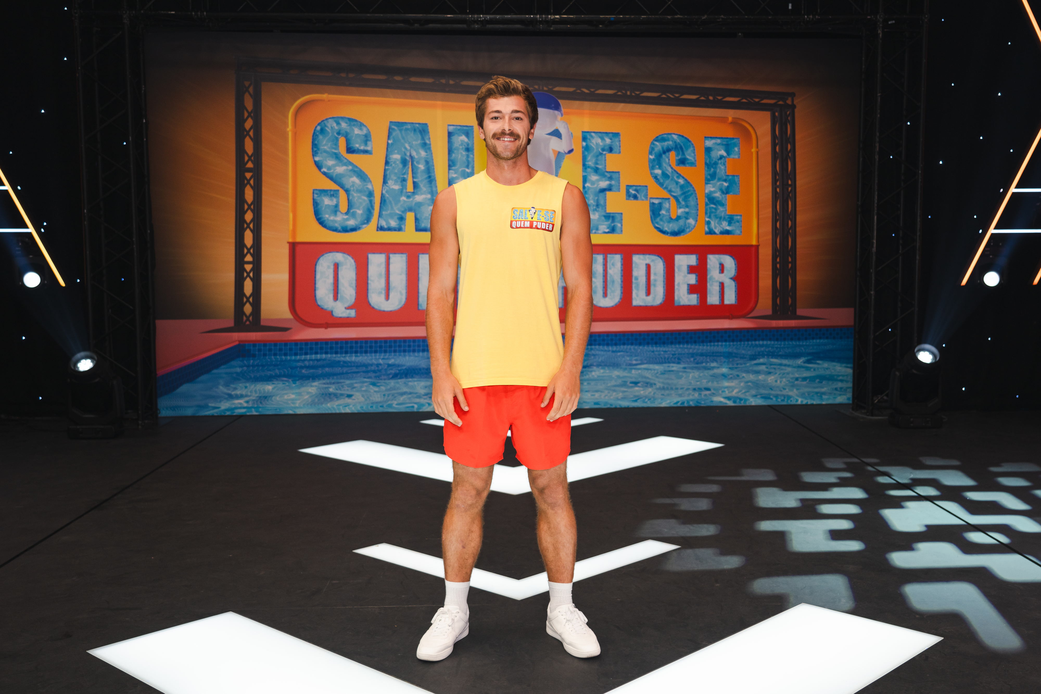 Quem é Frederico, o nadador-salvador do “Salve-se Quem Puder” que está a fazer furor nas redes sociais