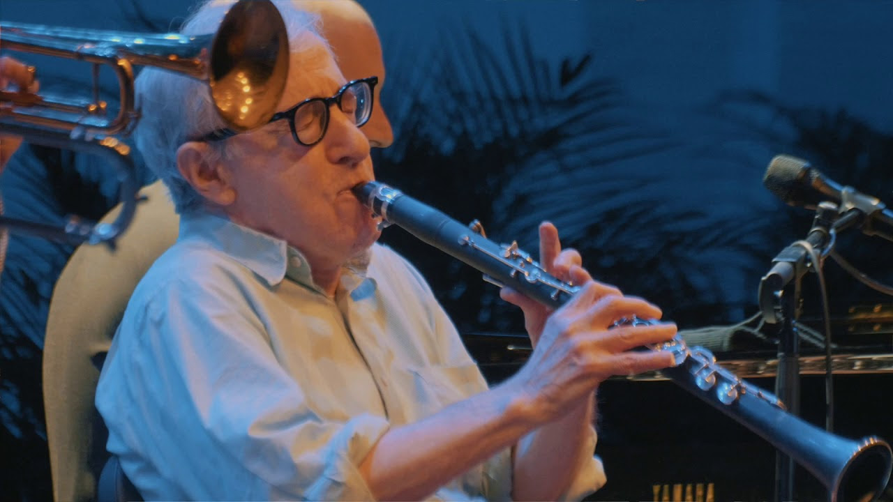 Woody Allen regressa a Portugal com concertos de jazz em Lisboa e no Porto. Bilhetes podem chegar aos 150€