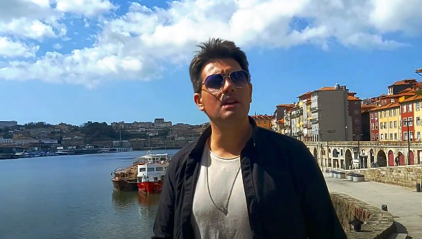 Cantor de “Olhá SIC” e “Domingão” acusado de ameaçar ex-namorada com vídeo íntimo