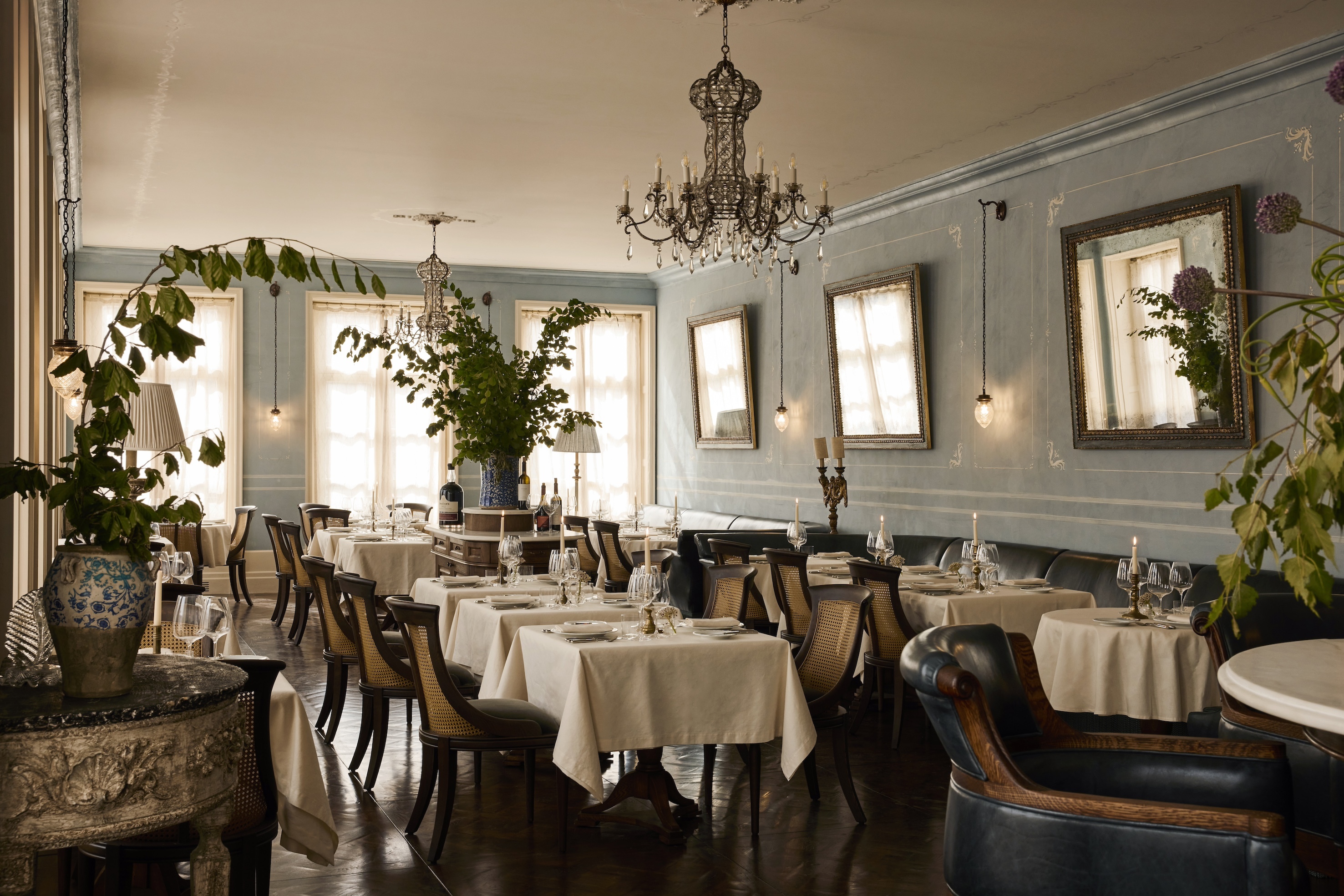 Neste paraíso para amantes de vinho no Porto há uma academia, um bar de cocktails, um restaurante e mais