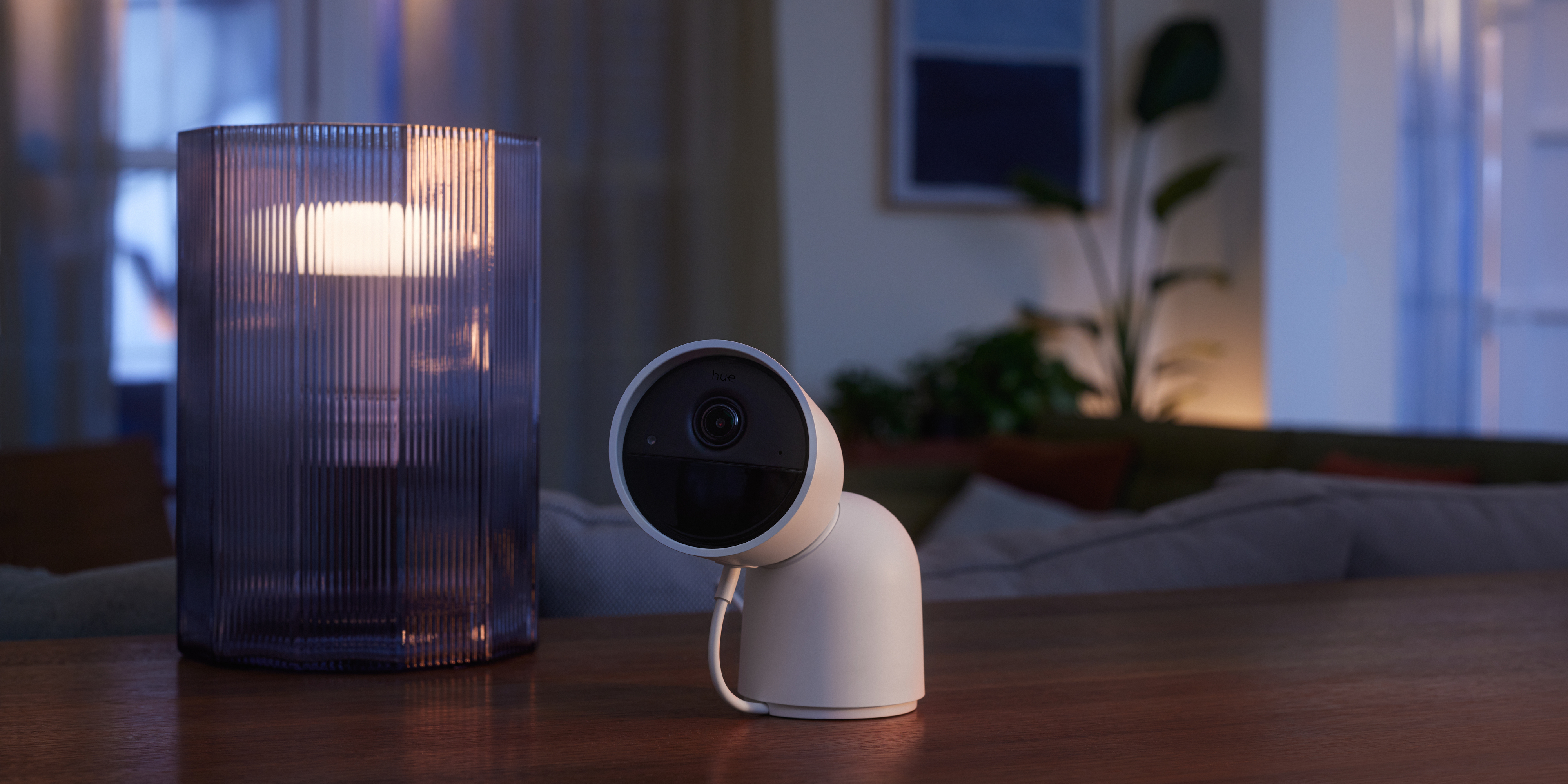 Philips ilumina ecossistema Hue com segurança e apresenta uma câmara de vigilância inteligente