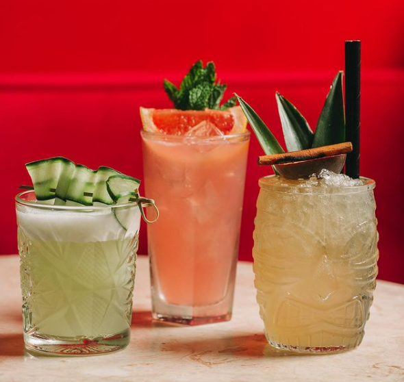 Música ao vivo até mais tarde e uma carta a pensar no verão. O bar SALLA tem novidades