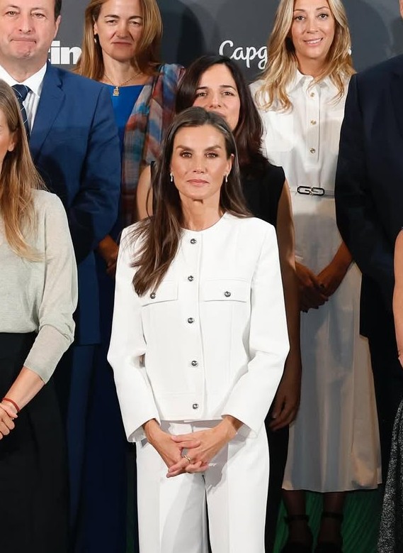 Letizia terá medo de que ex-marido da irmã exponha os seus segredos. Perceba porquê