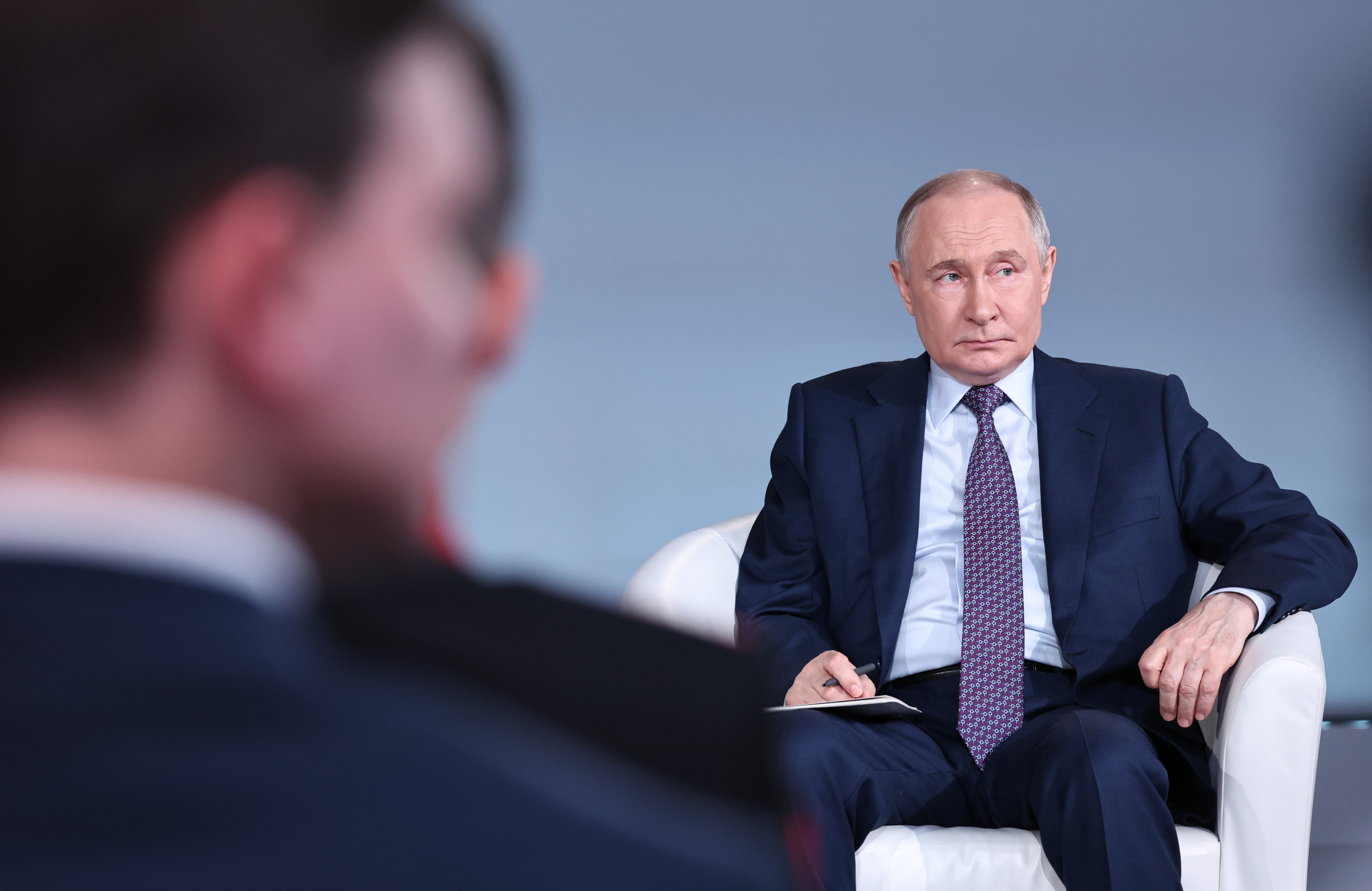 Putin assinala presença de combatentes franceses ao lado da Rússia