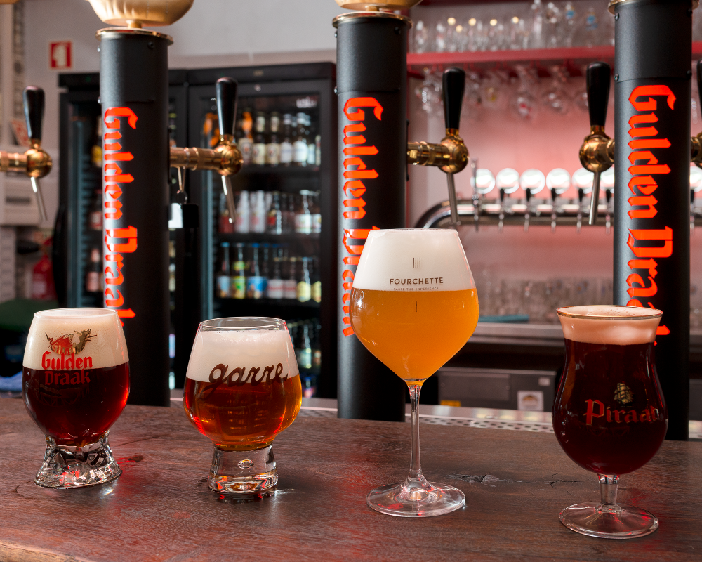 O frio já se faz sentir e estas 3 novas cervejas de inverno prometem aquecê-lo. Saiba onde as pode provar