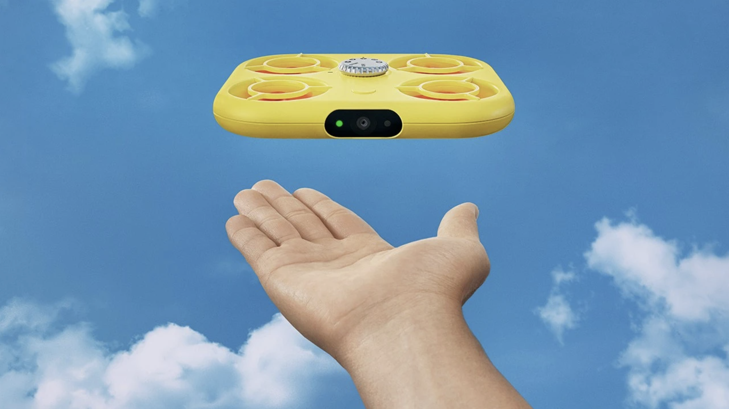 Esqueça o streaming. “Ao Largo” é a nova série fresquinha da RTP e conta uma história de amor improvável