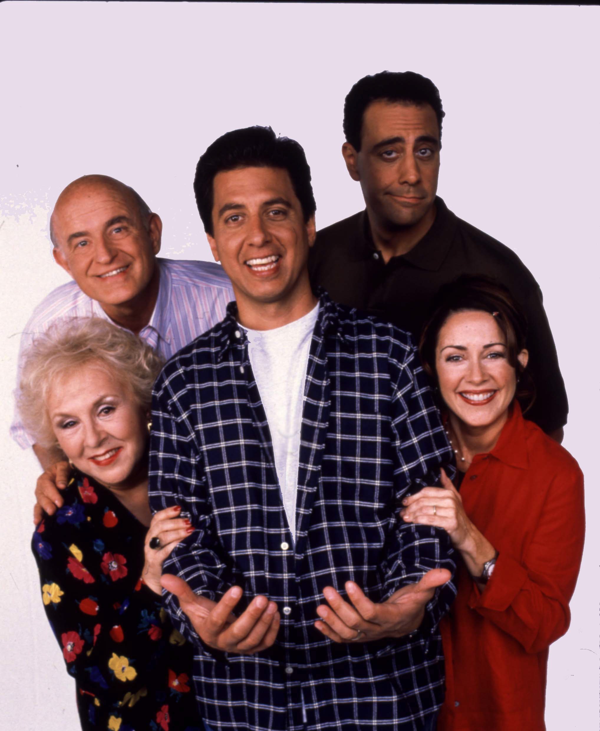 Uma das séries mais hilariantes dos anos 90 regressa à televisão portuguesa. Saiba quando