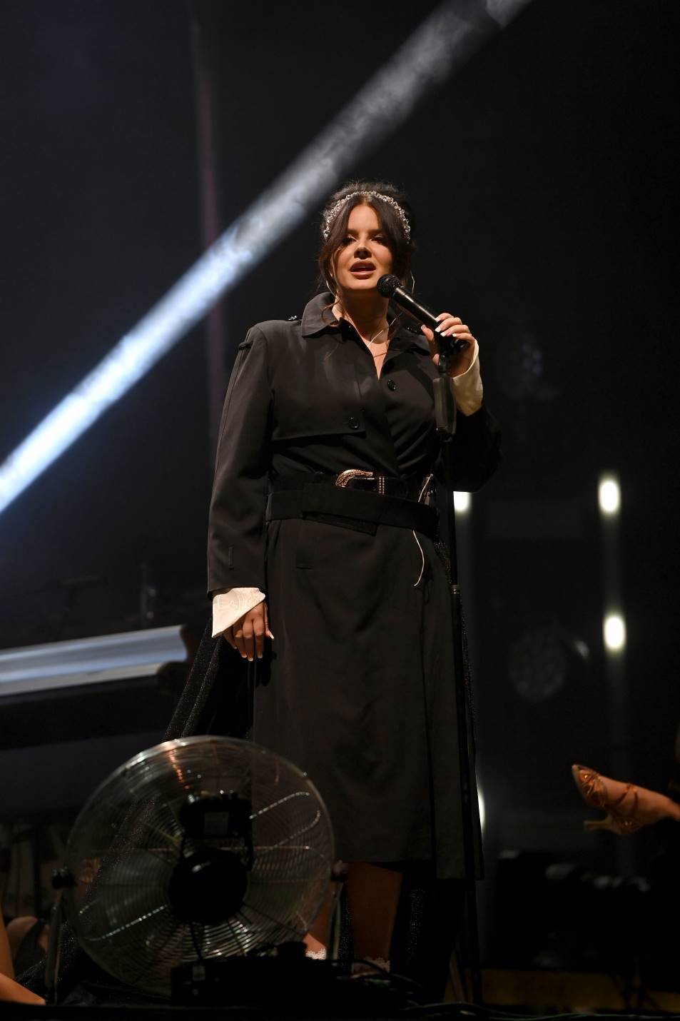 Maior festival do mundo corta o pio a Lana del Rey. Fãs queixam-se dos preços da comida e criticam organização