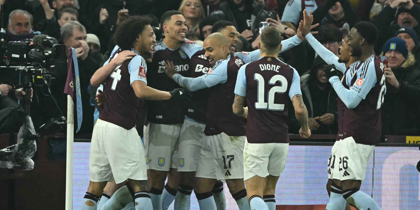 Aston Villa nos ‘oitavos’ da Taça de Inglaterra ao eliminar Tottenham