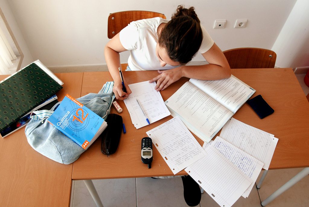 9 centros de explicações onde ainda pode inscrever o seu filho para este ano escolar