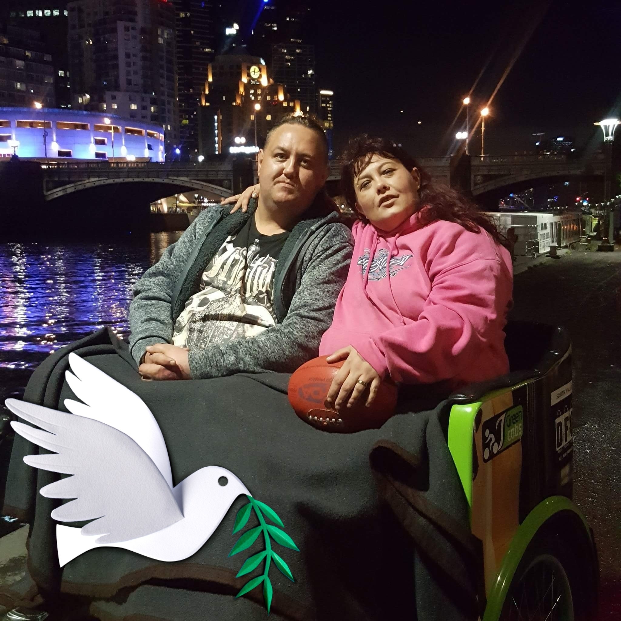 Homem apanha a mulher a fazer sexo com o irmão no carro – e a mãe estava no banco da frente