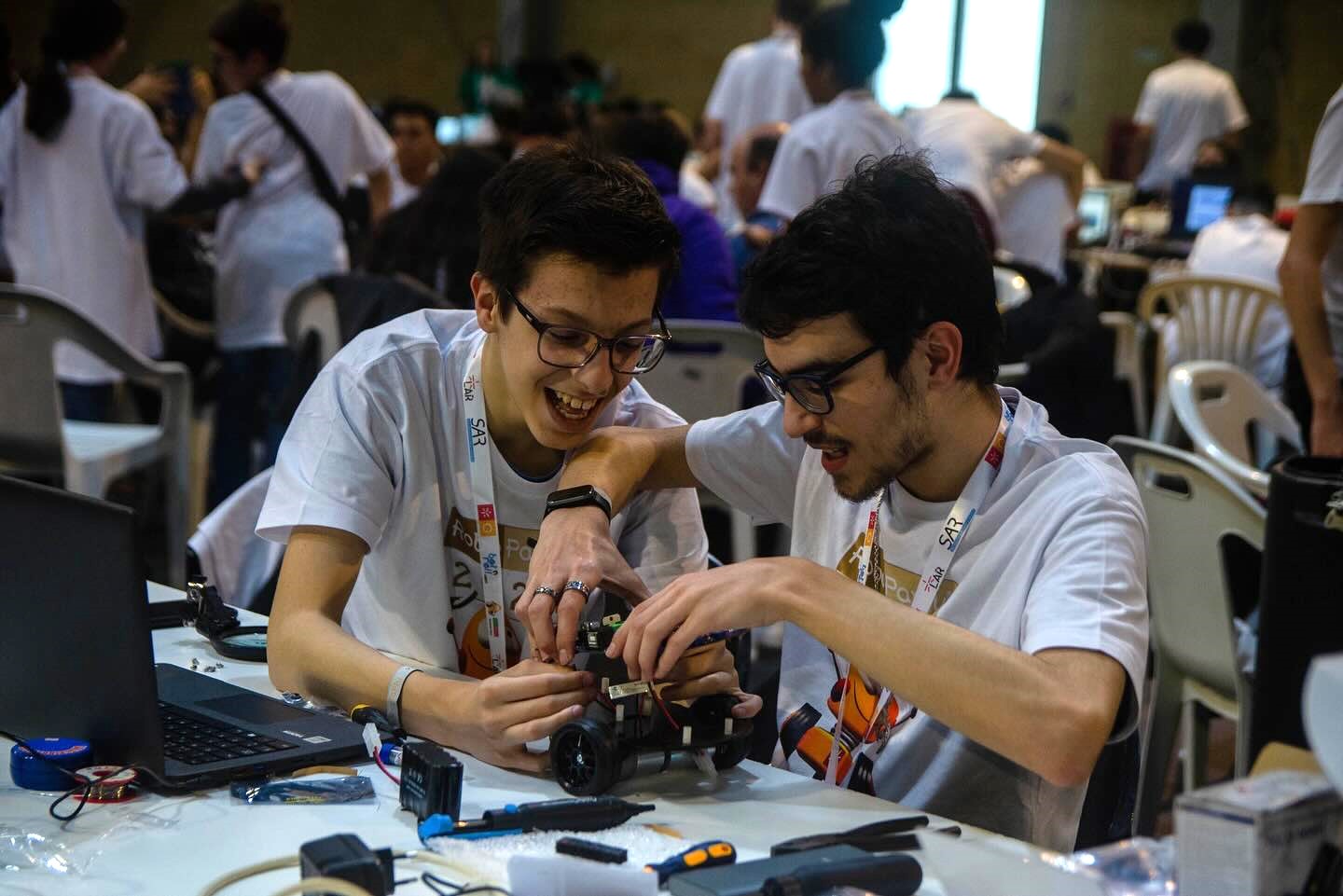 Maior festa dos robots está de regresso a Guimarães com o RoboParty 2024. Hoje prestam-se as primeiras provas