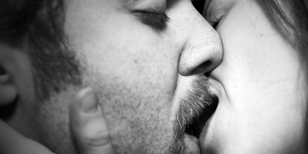 Beijo: uma química muito saudável – NeuroTeen