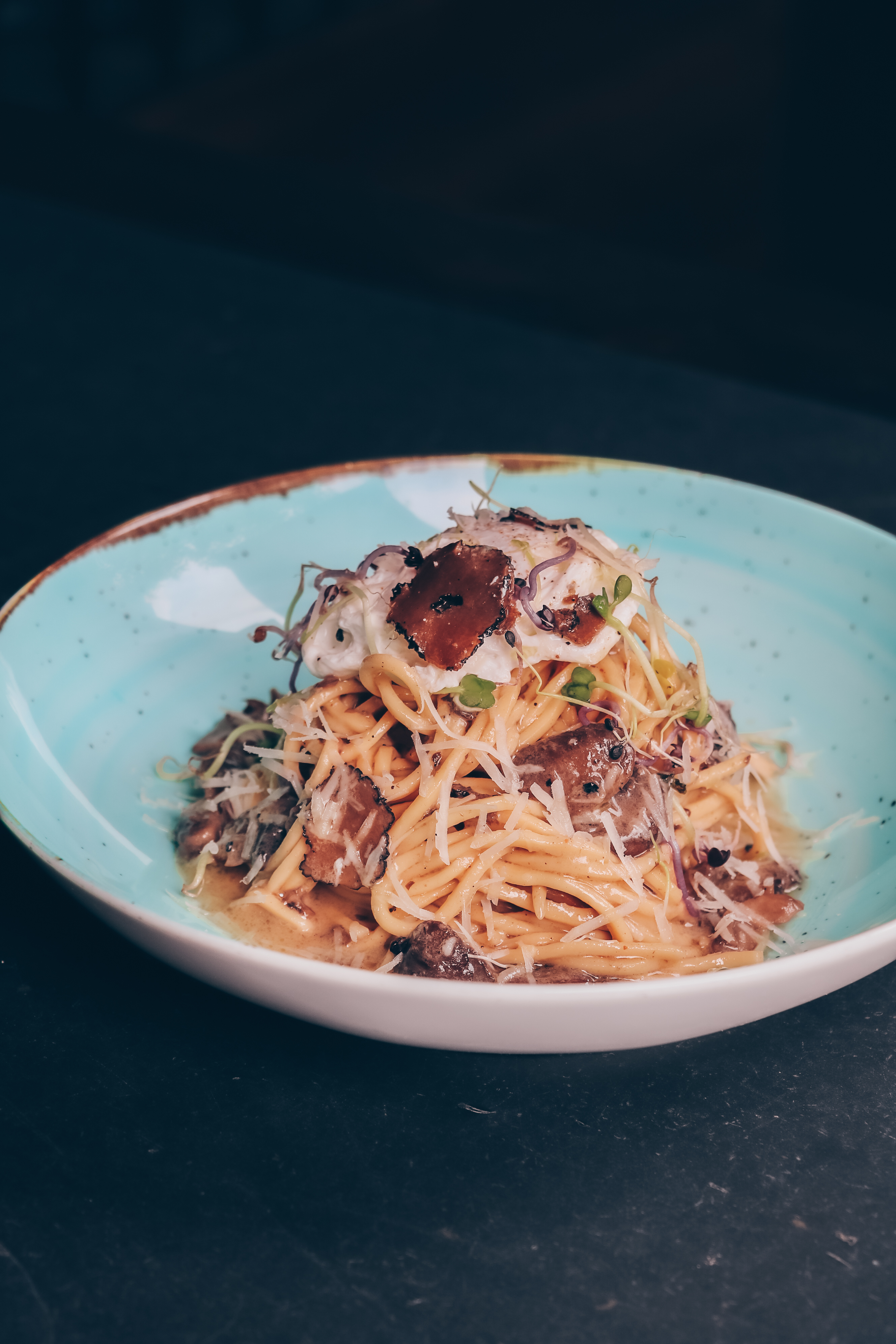 Massa com trufa, saladas frescas e novas pizzas. As novidades da Mercantina e do Bistro 37