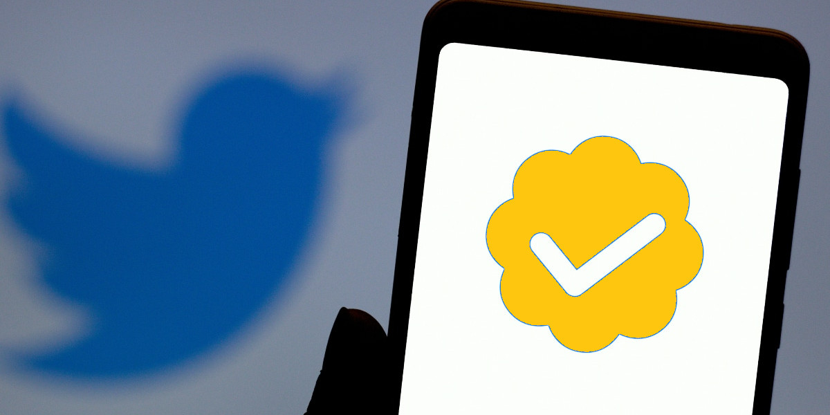 Verificações douradas das empresas no Twitter poderão custar 1.000 dólares por mês