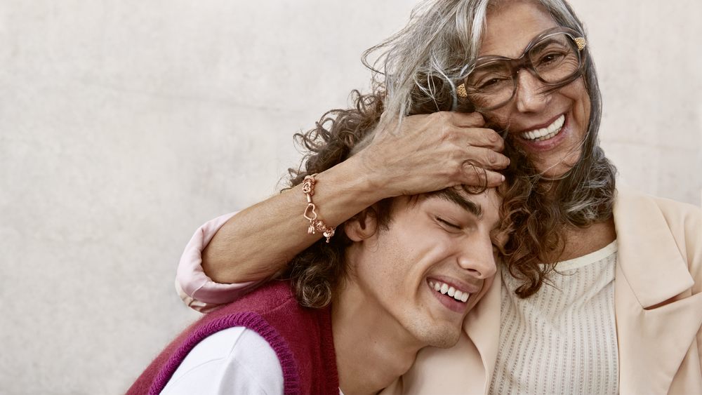 A Pandora tem a prenda perfeita para o Dia da Mãe – ou para as mulheres que nos amam como tal