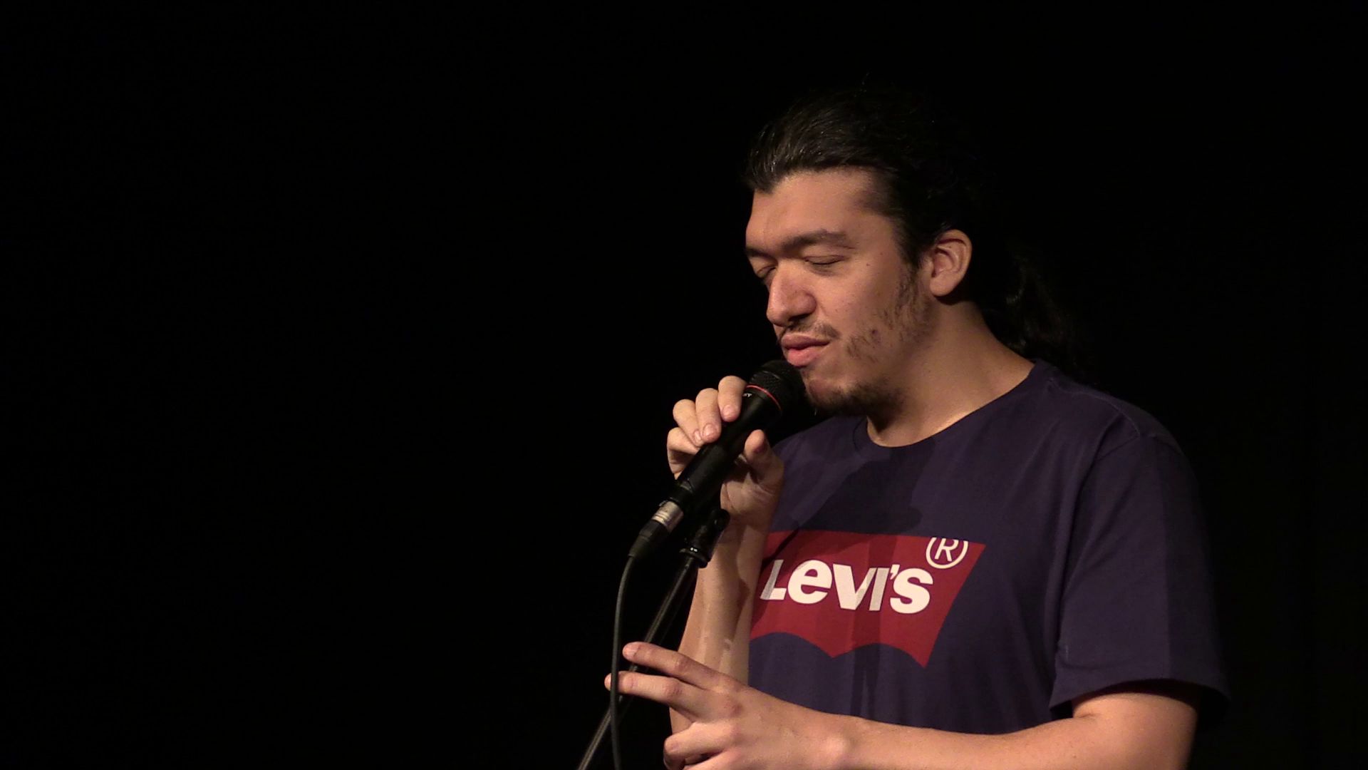 O stand-up sobre como é viver com cegueira vai ter novas datas em Lisboa